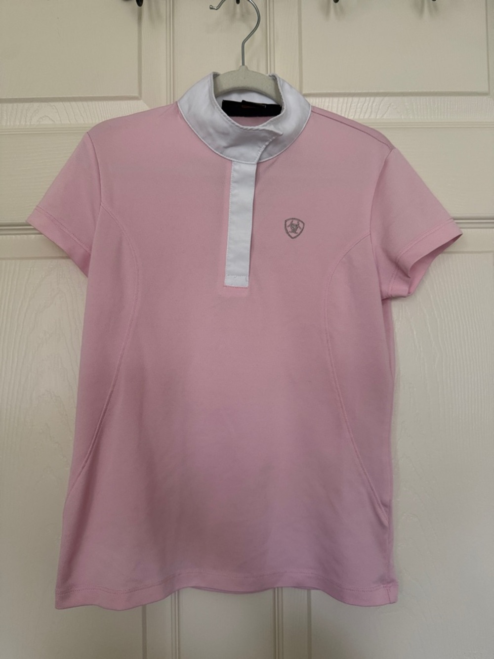 Ariat Girls Pink Short Sleeve Riding Shirt with White Placket & Collar Girl M